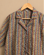 Red Chevron Print Women's Crop Shirt